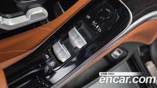 Mercedes-Benz S-Class 2021 — Photo 25/34