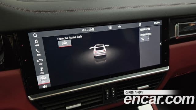Porsche Cayenne 2020 — ფოტო 12/34