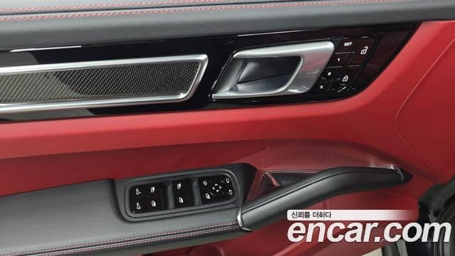 Porsche Cayenne 2020 — ფოტო 1/34