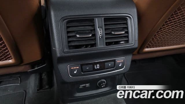 Audi Q5 2022 — Photo 17/32