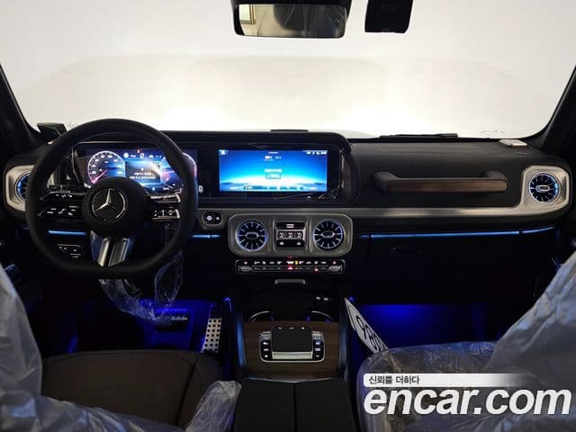 Mercedes-Benz G-Class 2026 — Photo 8/20