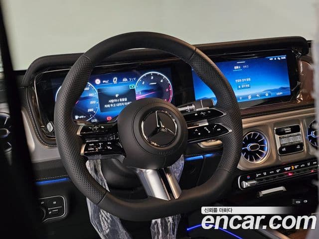 Mercedes-Benz G-Class 2026 — Photo 14/20