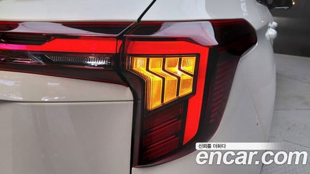 Kia Seltos 2022 — ფოტო 1/30