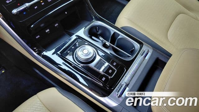 Kia Carnival 2023 — Фото 9/20