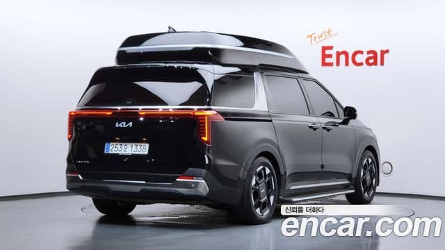 Kia Carnival 2024 — Фото 2/20