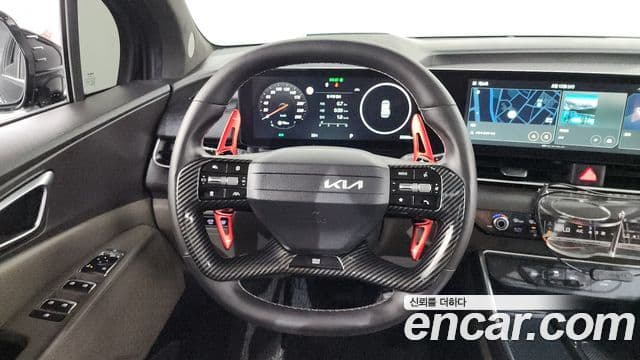 Kia Carnival 2024 — Фото 13/20