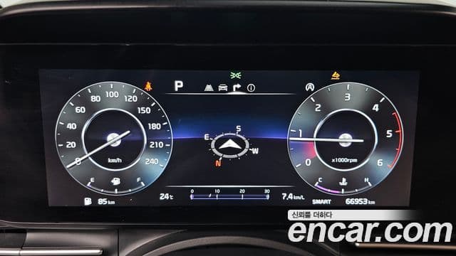 Kia Carnival 2022 — Фото 8/20