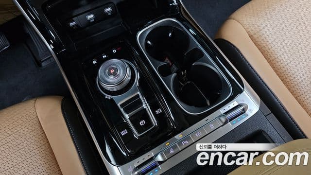 Kia Carnival 2022 — Фото 9/20