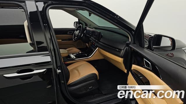 Kia Carnival 2022 — Фото 11/20