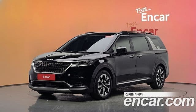 Kia Carnival 2022 — Фото 1/20