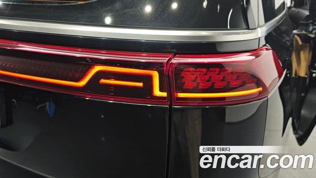 Kia Carnival 2022 — Photo 16/35