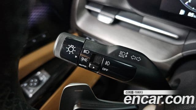 Kia Carnival 2022 — Photo 21/35