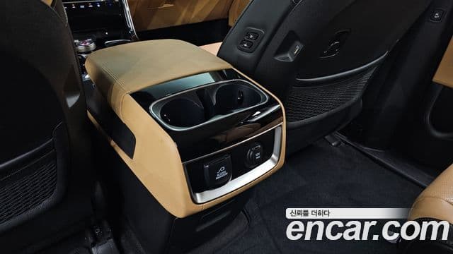 Kia Carnival 2022 — Photo 3/35