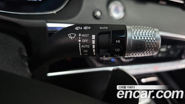 Genesis GV70 2022 — Şəkil 22/37