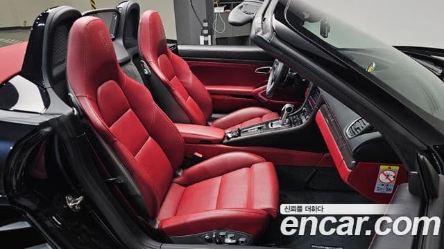 Porsche 718 Boxster 2019 — Фото 11/20