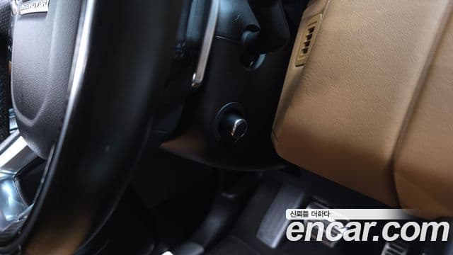 Land Rover Range Rover Sport 2018 — Şəkil 26/37