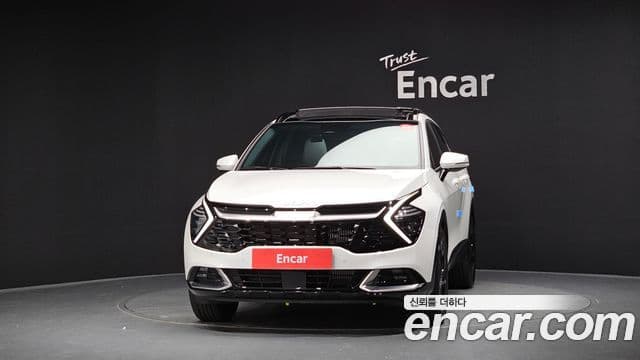 Kia Sportage 2024 — Фото 1/20