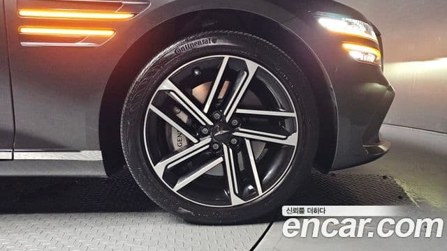 Genesis G80 2025 — ფოტო 17/30
