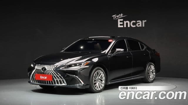 Lexus ES300h 2026 — Photo 32/32
