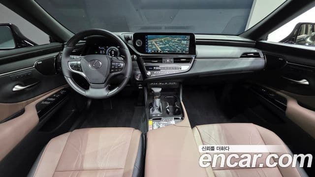 Lexus ES300h 2026 — Photo 3/32