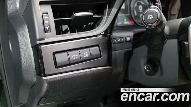 Lexus ES300h 2026 — Photo 26/32