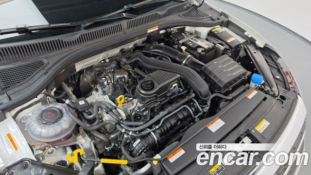 Volkswagen Jetta 2023 — ფოტო 5/32