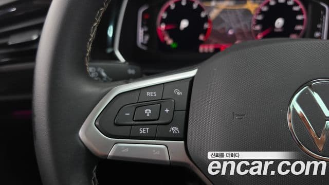 Volkswagen Jetta 2023 — ფოტო 23/32