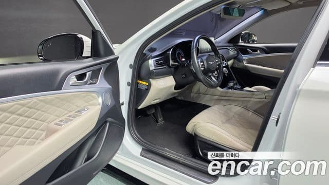 Genesis G70 2019 — ფოტო 34/34
