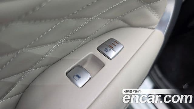 Genesis G70 2019 — ფოტო 10/34