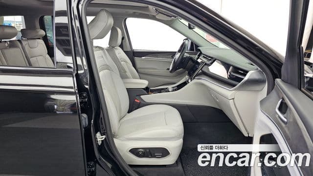 Jeep Grand Cherokee 2022 — Photo 9/35