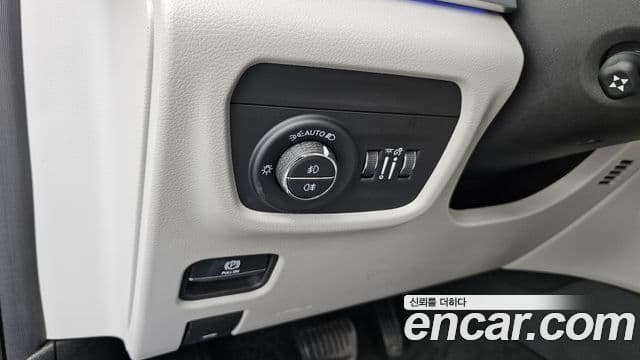 Jeep Grand Cherokee 2022 — Photo 35/35