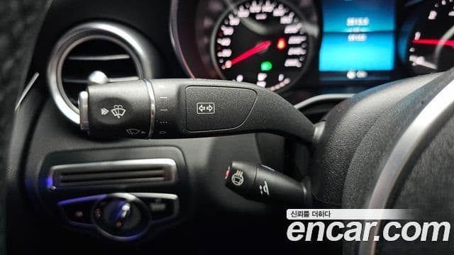 Mercedes-Benz C-Class 2019 — Şəkil 14/35
