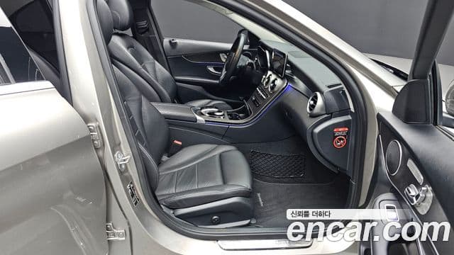 Mercedes-Benz C-Class 2019 — Şəkil 3/35