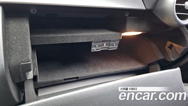Mercedes-Benz C-Class 2019 — Şəkil 16/35