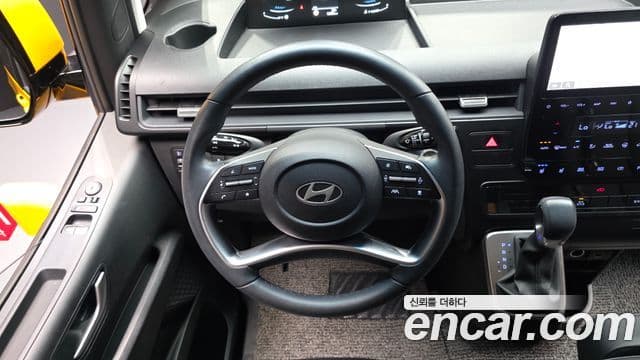 Hyundai Staria 2025 — Фото 13/20