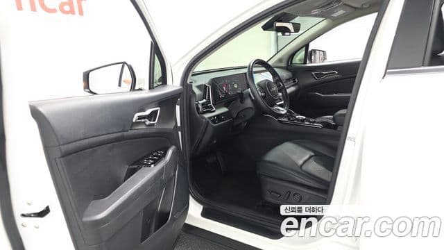 Kia Sportage 2022 — Фото 10/20