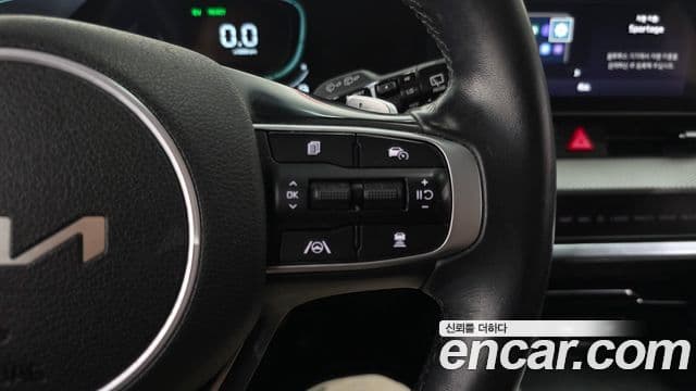 Kia Sportage 2022 — Фото 18/20