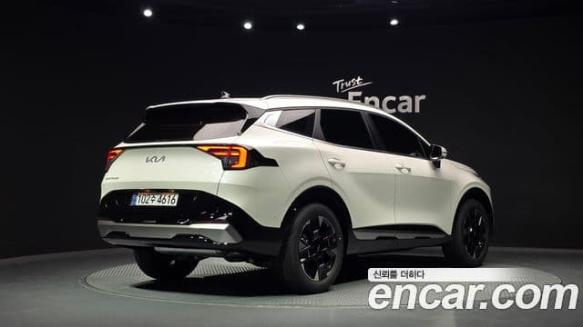 Kia Sportage 2025 — Фото 2/20
