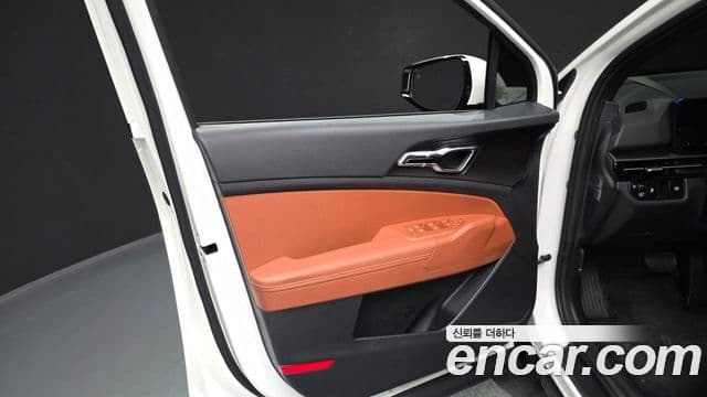 Kia Sportage 2025 — Şəkil 29/34