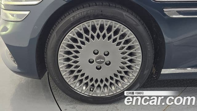 Genesis G80 2021 — Photo 2/20