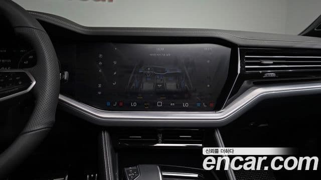 Volkswagen Touareg 2024 — Photo 30/36