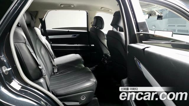 Genesis GV80 2020 — ფოტო 15/20