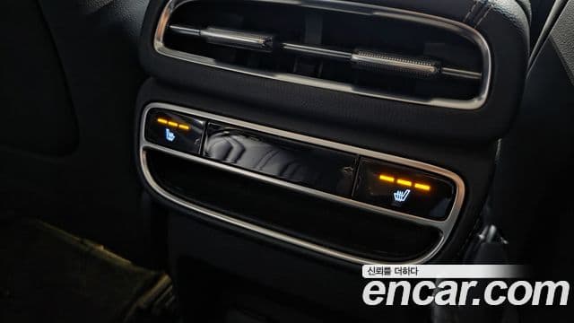 Genesis GV80 2020 — ფოტო 14/20