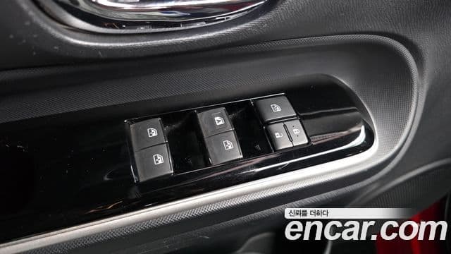 Toyota Prius C 2019 — Şəkil 26/31
