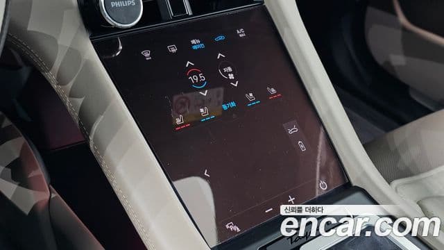 Porsche Taycan 2021 — Photo 10/39