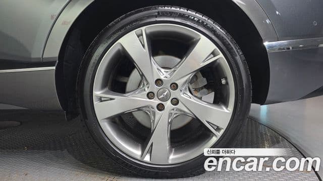 Genesis GV80 2020 — Photo 6/31