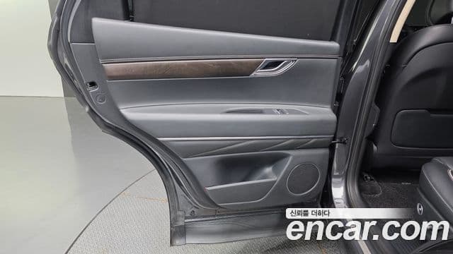Genesis GV80 2020 — Photo 14/31