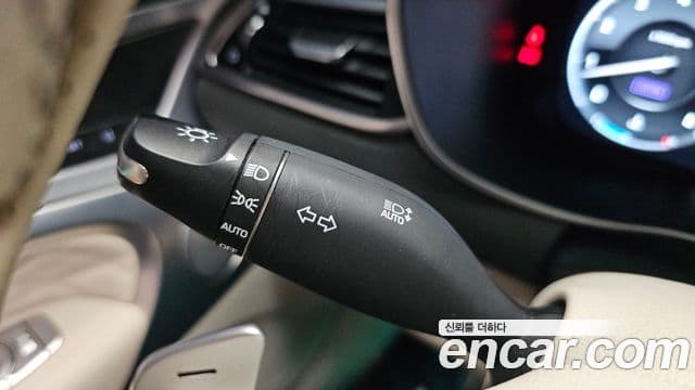 Genesis G70 2019 — Şəkil 28/39