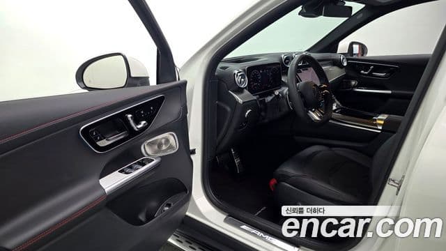 Mercedes-Benz GLC-Class 2025 — Photo 16/20