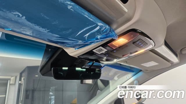 Hyundai Staria 2026 — Photo 30/31